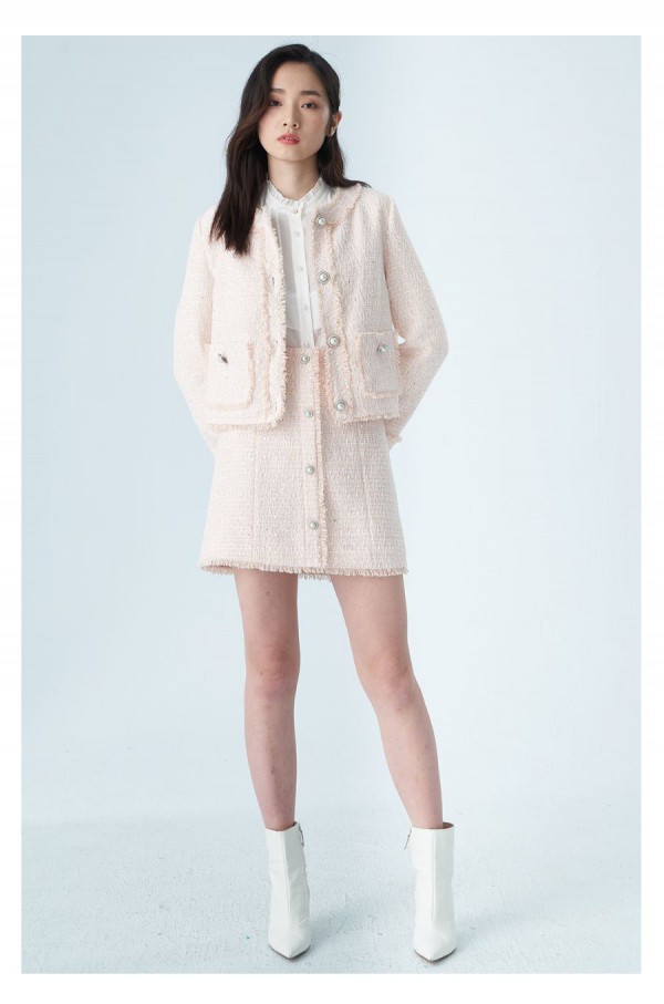 ROEM洛妍初夏上新 闺蜜出游踏出时髦新意趣