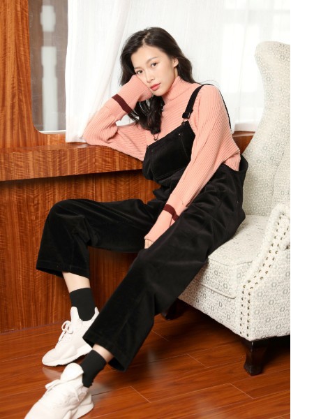 柯妮丝麗 - KINISII