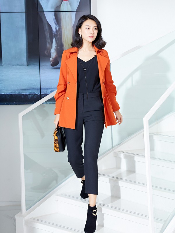 时髦外套搭配 将优雅精致穿出来