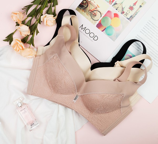 夏日守护 女生立挺的小秘密!