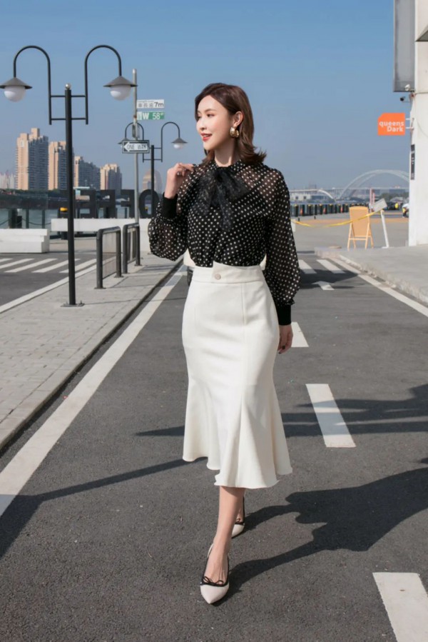 ANOTHER ONE 春天的小心机都在小衫里