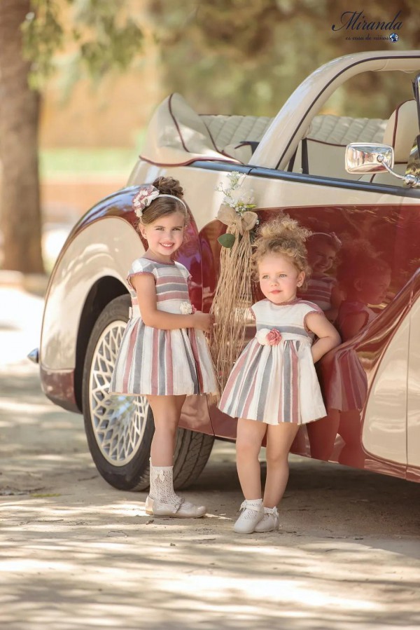 宫廷风的棉麻系童装 你试过了嘛~