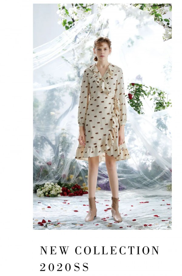 奶油色衣服搭配什么颜色好 奶油色和卡其色搭配好看吗