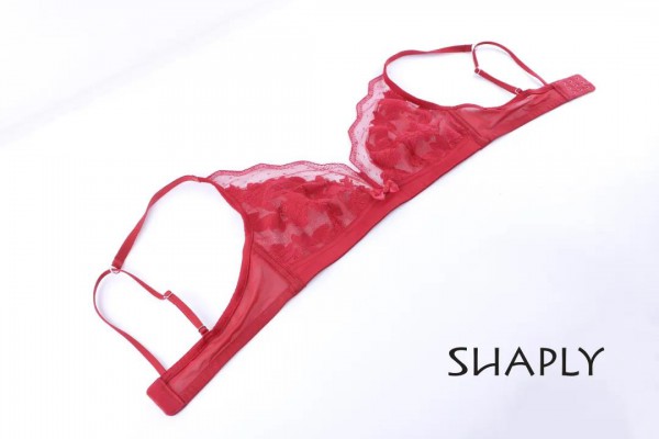 超薄款怕凸点? 莎莲妮帮你解决尴尬!