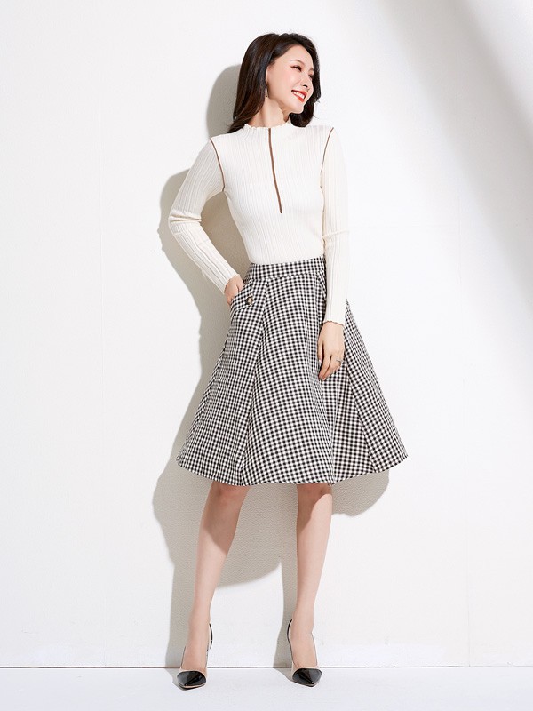 优雅半身裙 让你更加自信