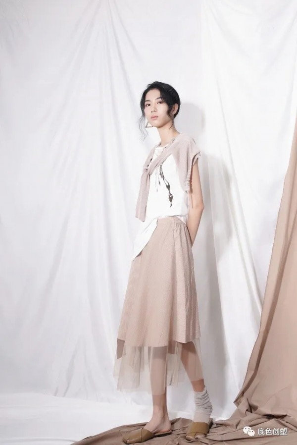 黑色情人节礼物已为您备好 请小姐姐快来店里GET~