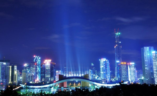 深圳原创设计时装周,一场设计的视觉盛宴