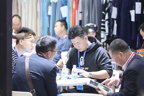 深圳原创设计时装周,一场设计的视觉盛宴