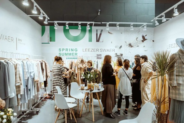 全宇宙贴牌联盟20AW  这次我们也不会缺席