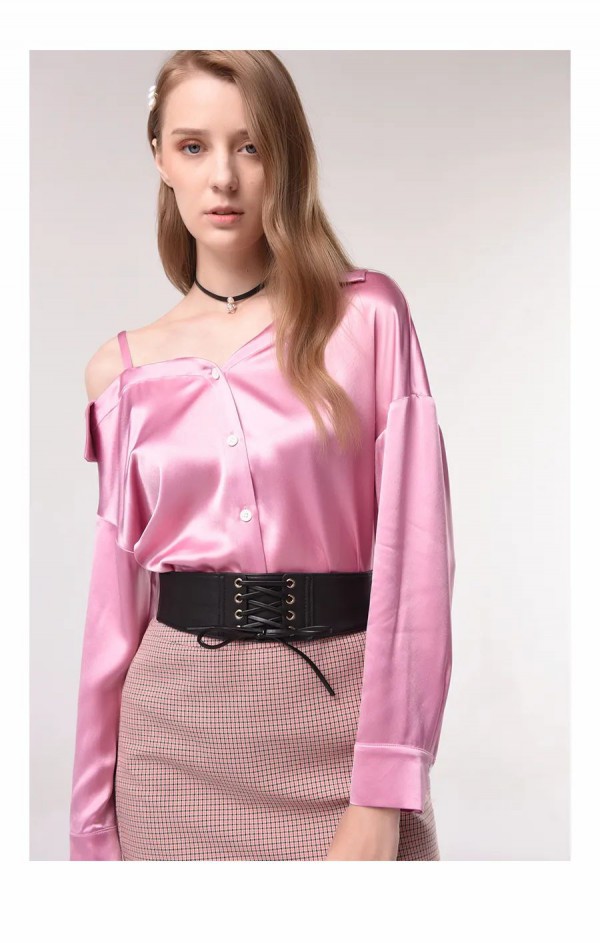 戴口罩如何凸显自己颜值 emu红玫瑰点亮时髦造型