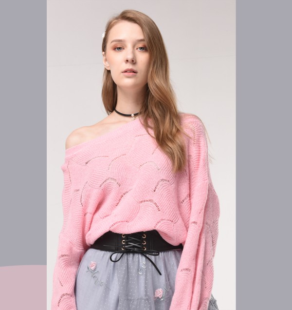 戴口罩如何凸显自己颜值 emu红玫瑰点亮时髦造型