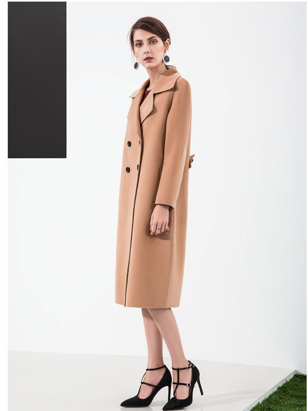 长款外套让你气质更加优雅
