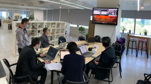 线上展首日访问量达67998人 CHIC再现“人山人海”