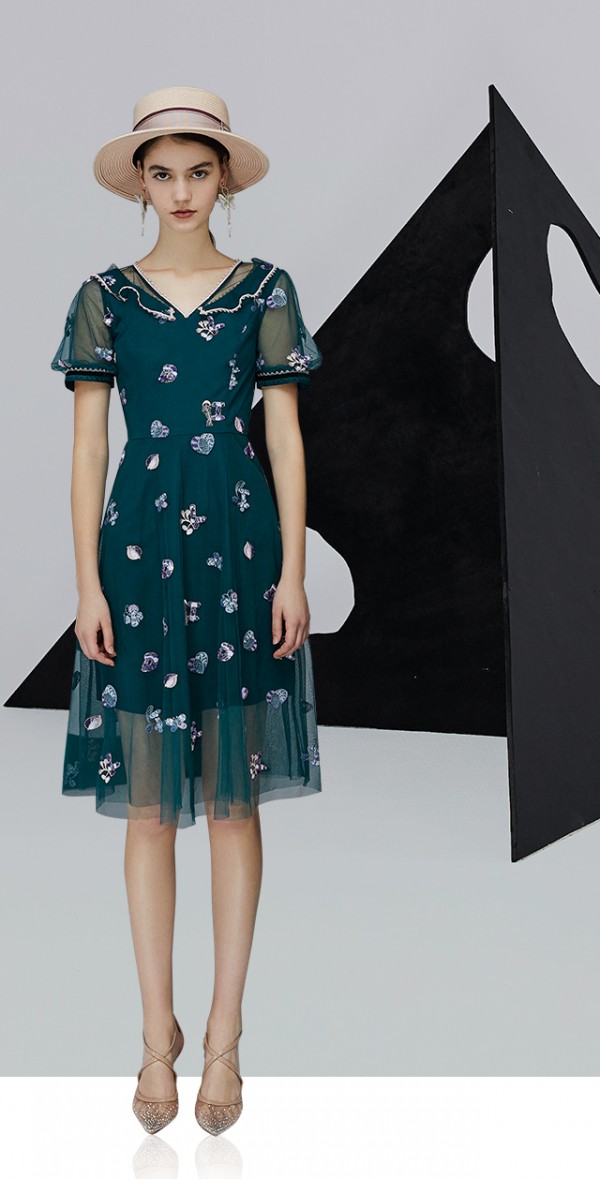 DILI 新贵女装2020夏季新品 蝶影重重开启夏日气息