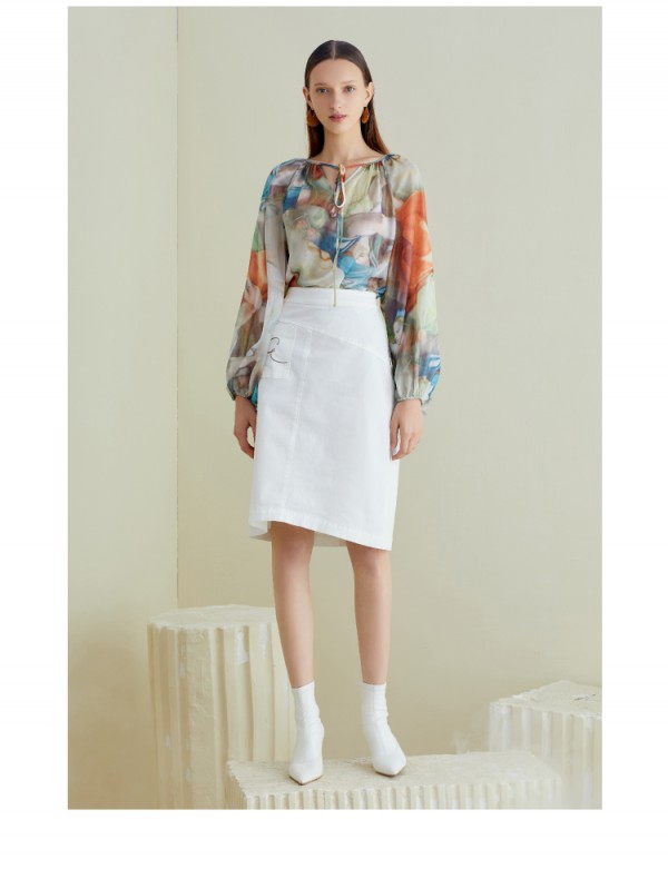 裙子控看过来 五一假期穿连衣裙出游轻盈自在