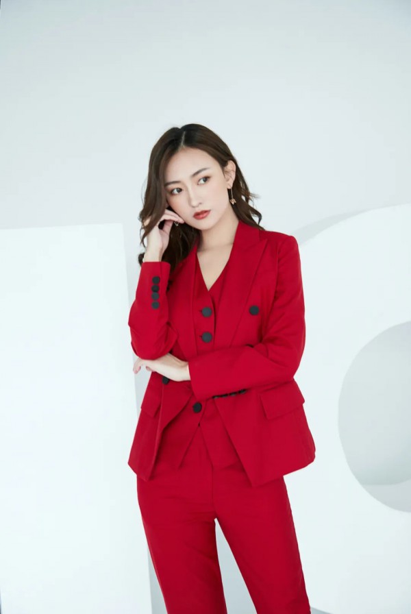 好看时髦又干练的小西装 超适合职场女性