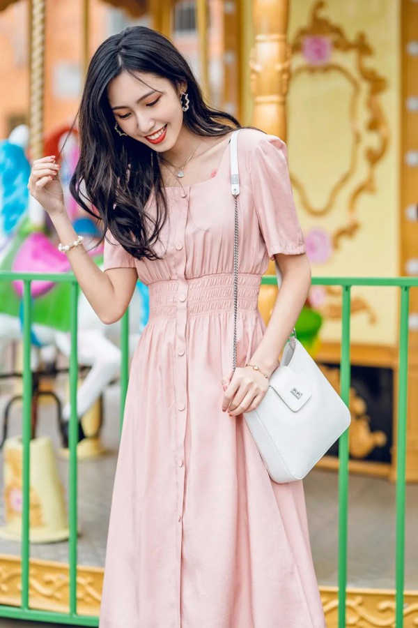 MIYU谜遇女装上新 少女感的夏季穿搭