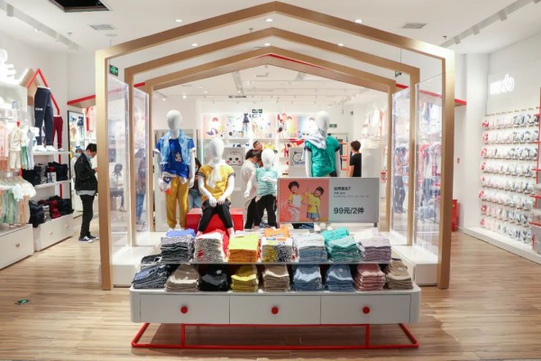 红豆童装正式入驻无锡荟聚中心啦
