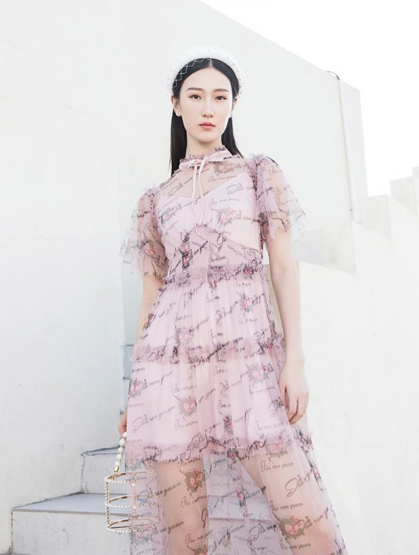 浪漫复古的网纱印花,可太美了!