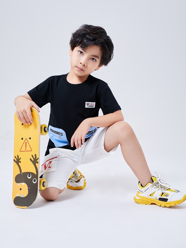 童装T-shirt 轻松穿出不同范儿