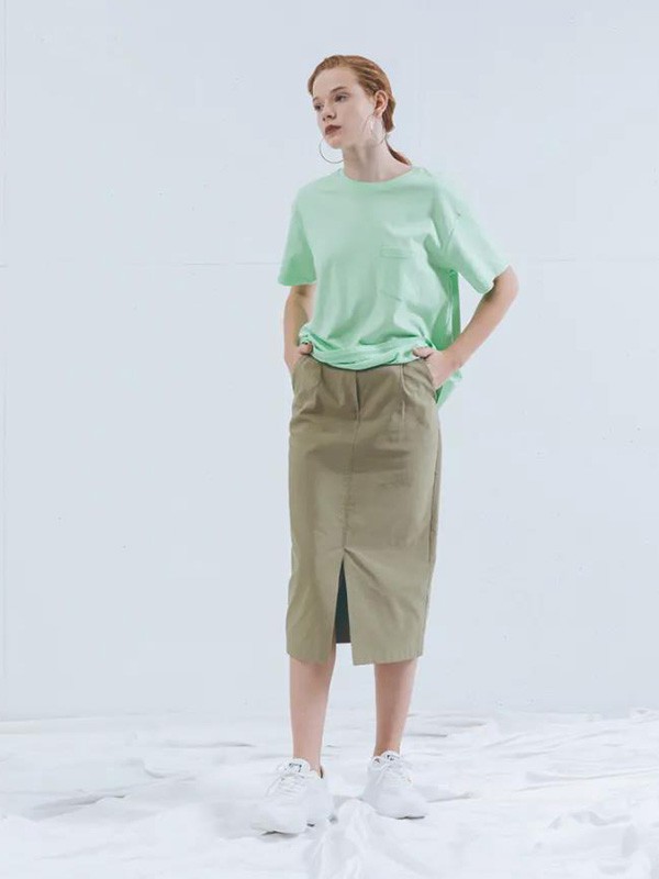 绿色时尚单品怎么搭 奕色女装为你推荐