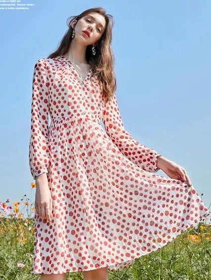 春美多连衣裙 将整个夏天穿在身上