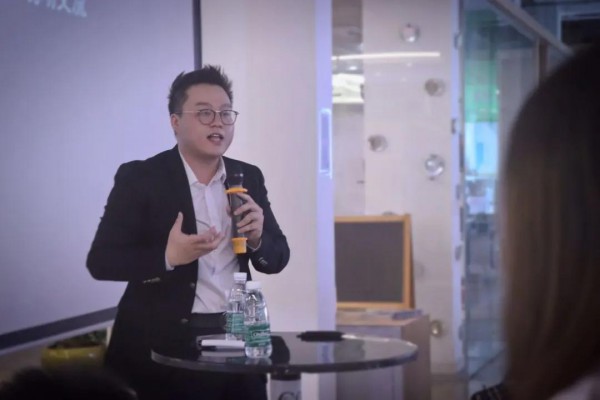 服装企业如何做抖音打造企业ip 带你踏上短视频时代列车