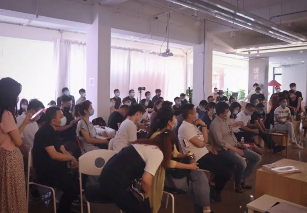 服装企业如何做抖音打造企业ip 带你踏上短视频时代列车