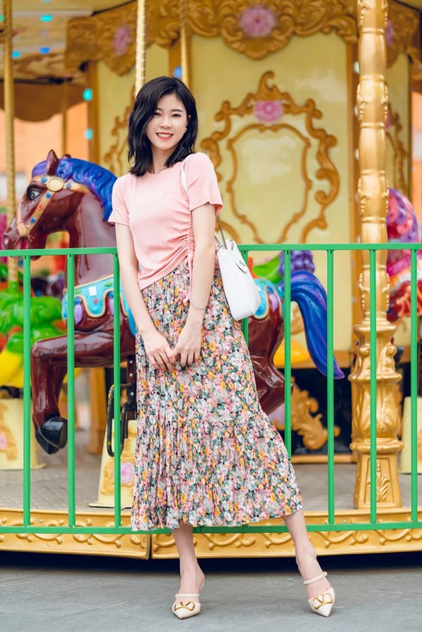 炎炎夏季 也要做个风格百变的清凉女孩