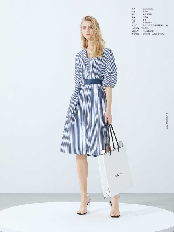 “蓝色”让夏天更加清爽舒适 这些蓝色长裙你入手了吗?