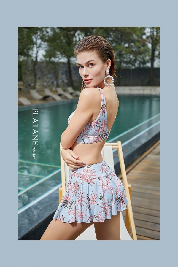 梧桐本色泳衣上新 把海洋的清新穿在身上