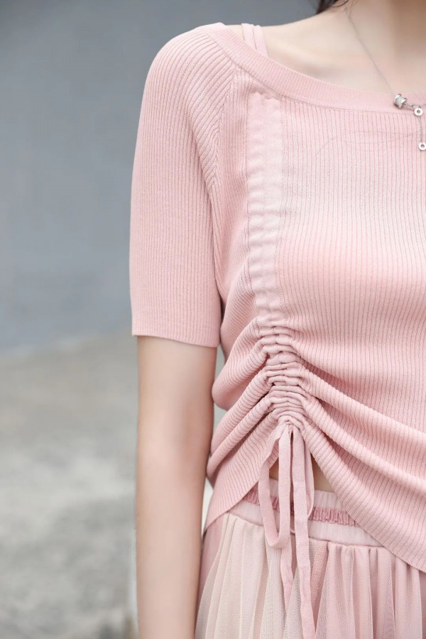 秋水伊人| 不失女人味的通勤粉色系,搞定你的约会衣橱