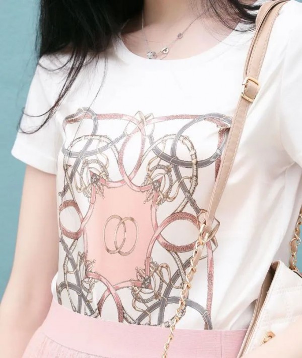 秋水伊人| 不失女人味的通勤粉色系,搞定你的约会衣橱