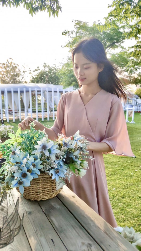 浙江省如何选择加盟女装品牌  37°生活美学女装就不错!