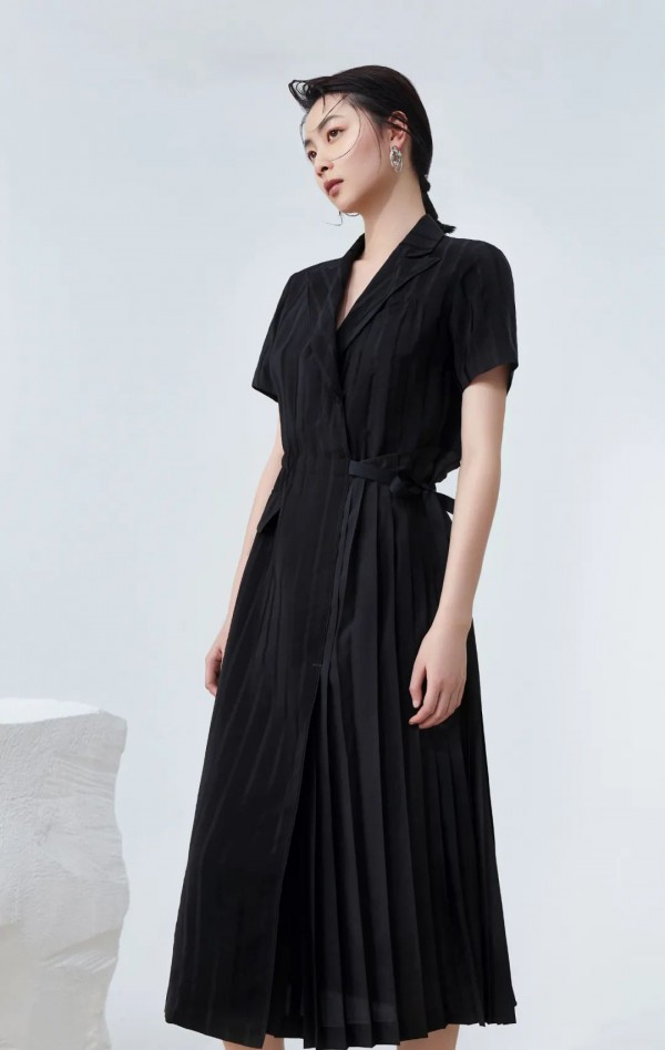 怎么发朋友圈好看 OTT新款让你时刻都是时尚大片