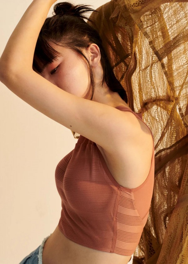 HOW x initial  运动格调,演绎极限舒适