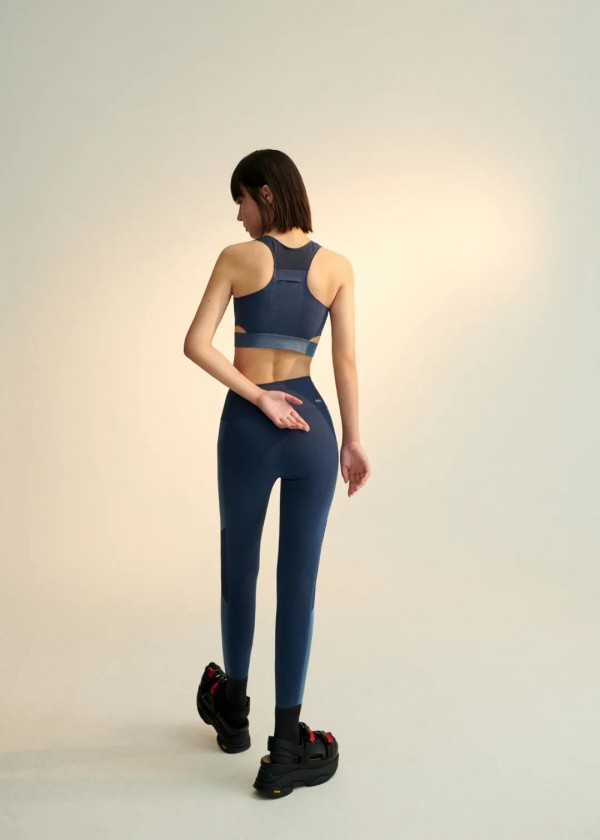 HOW x initial  运动格调,演绎极限舒适