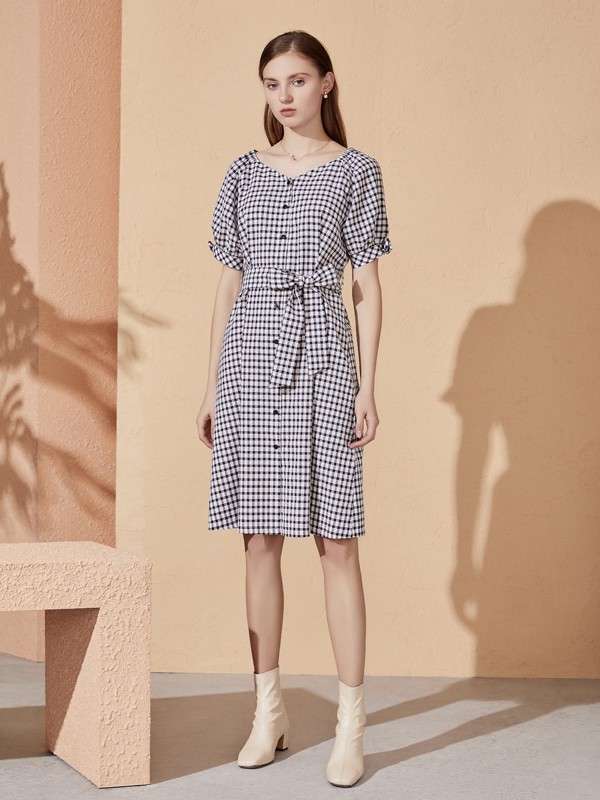 如何提高女装店业绩?这些导购技巧你一定要知道