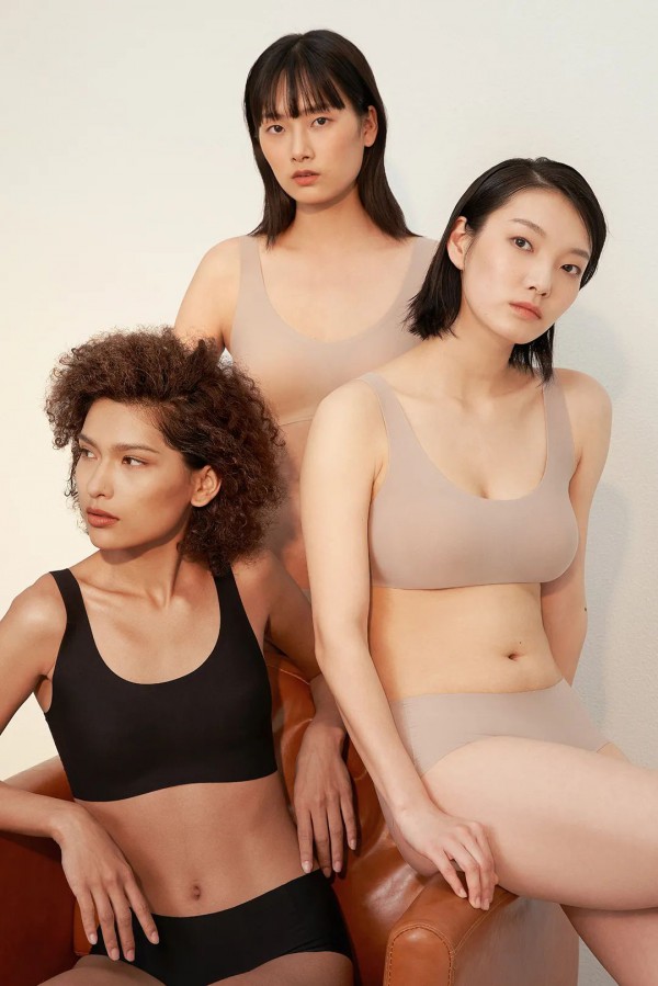 NEIWAI内外内衣品牌8周年特别上新