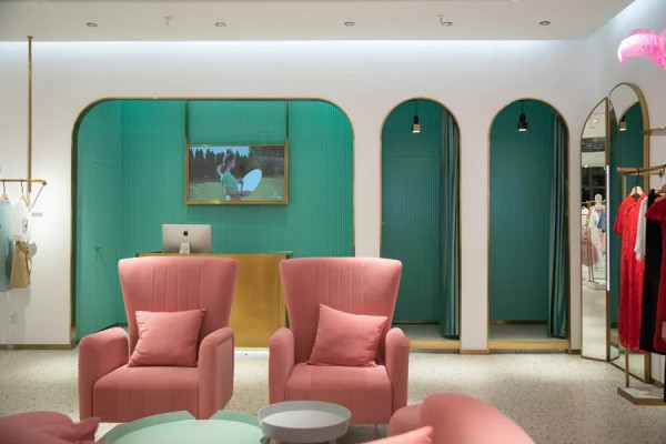 MERMAID女装全新六代形象“网红化社交体验空间”问世