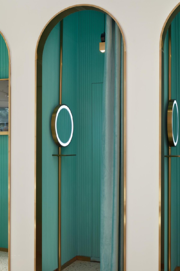 MERMAID女装全新六代形象“网红化社交体验空间”问世