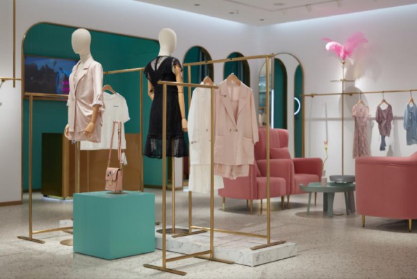 MERMAID女装全新六代形象“网红化社交体验空间”问世