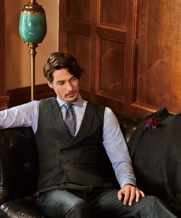 原来“他”才是能否穿出西服高级感的重要秘密