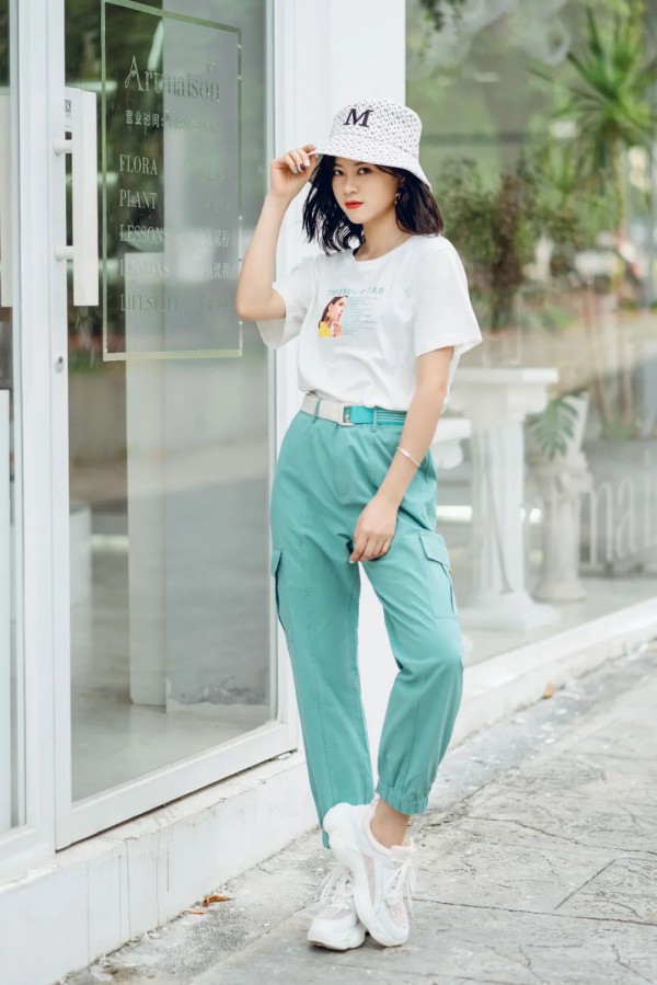 MIYU谜遇甜酷系减龄穿搭 致不想长大的我们