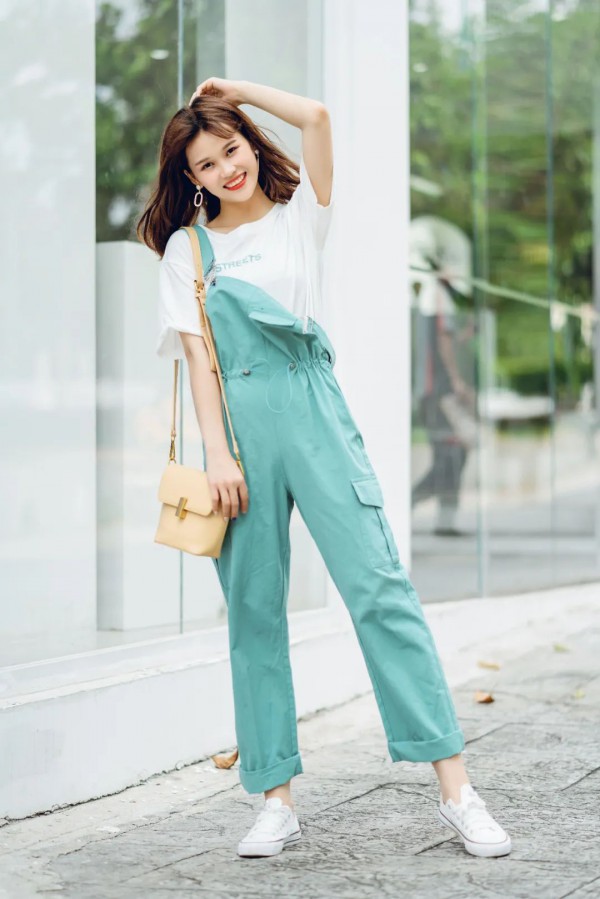 MIYU谜遇甜酷系减龄穿搭 致不想长大的我们