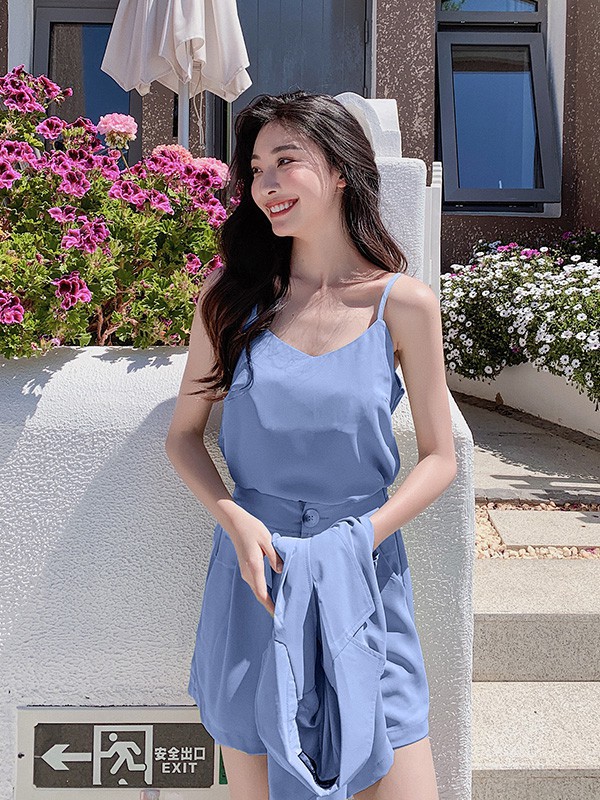 教你解决夏日单调的夏日简约搭配  音菲梵女装为你呈现