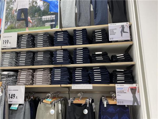 直播卖货下半场:店铺入局,观众寥寥,京东,苏宁重回枯燥原点