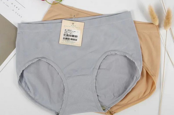 港莎内衣夏日上新 精致女生必备