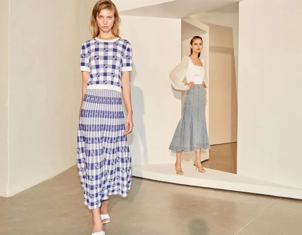 听ochirly说穿上这些连衣裙就能清凉一夏