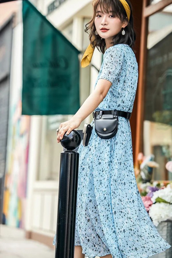 糖水冰棍,冰镇西瓜,五颜六色的裙摆和摇摇晃晃的夏天